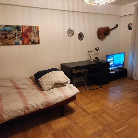 Appartement-next To Alesia Métro Station * Parigi